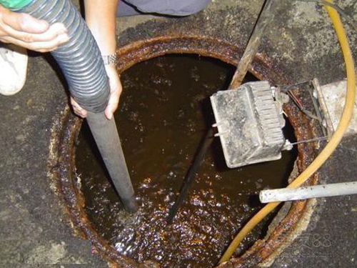 错那隔油池清理