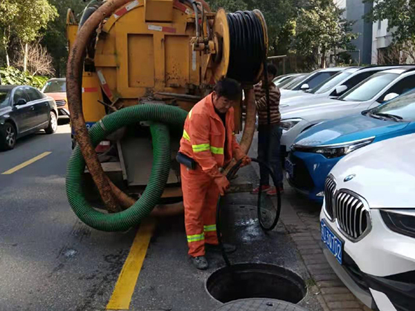 错那排污管道清淤