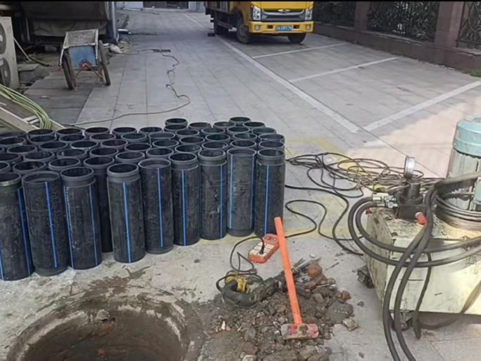 错那PE置换管厂家 DN315置换管 非开挖管短管置换